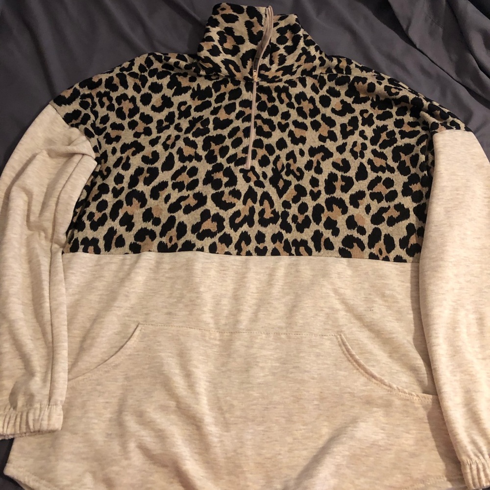Native People half zip pullover.